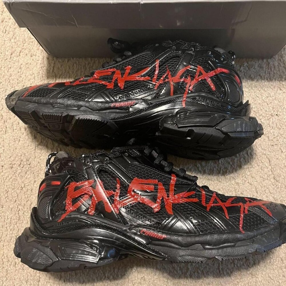 Balenciaga runners